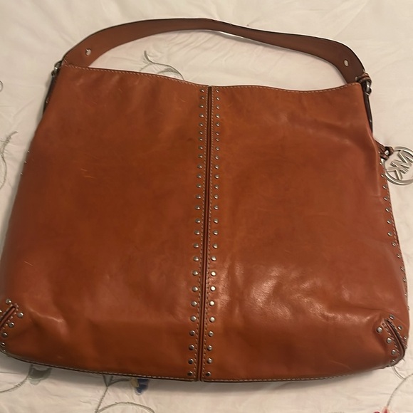 Michael Michael Kors Vintage Tan Leather Shoulder Bag - Picture 3 of 12